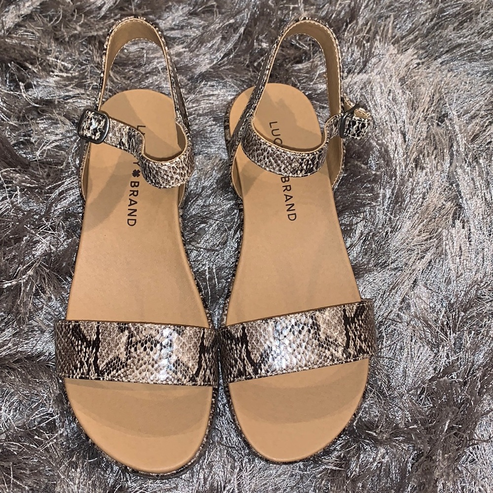 Snakeskin girls size 3 sandals